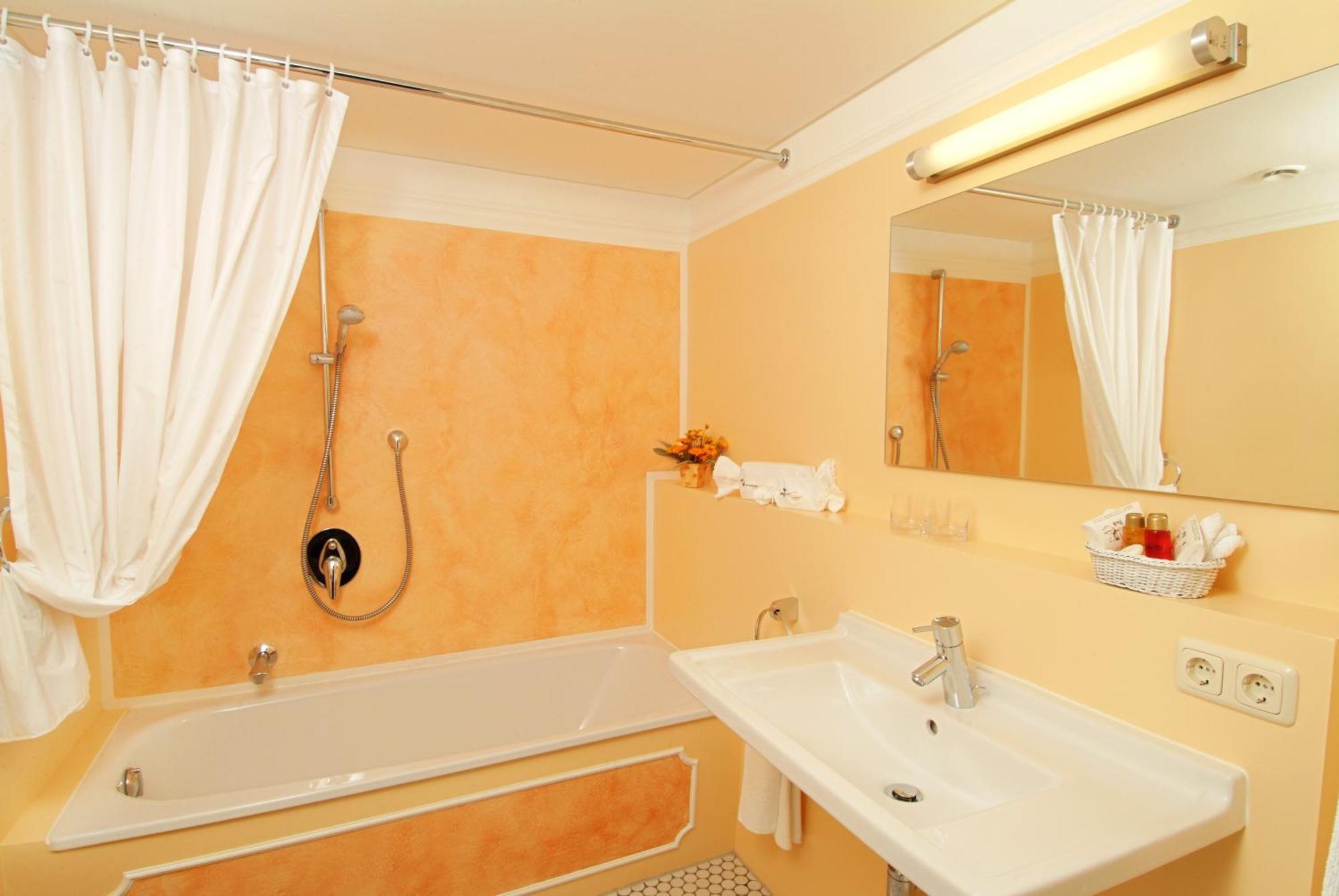 Hotel Leicht Biebelried Luaran gambar