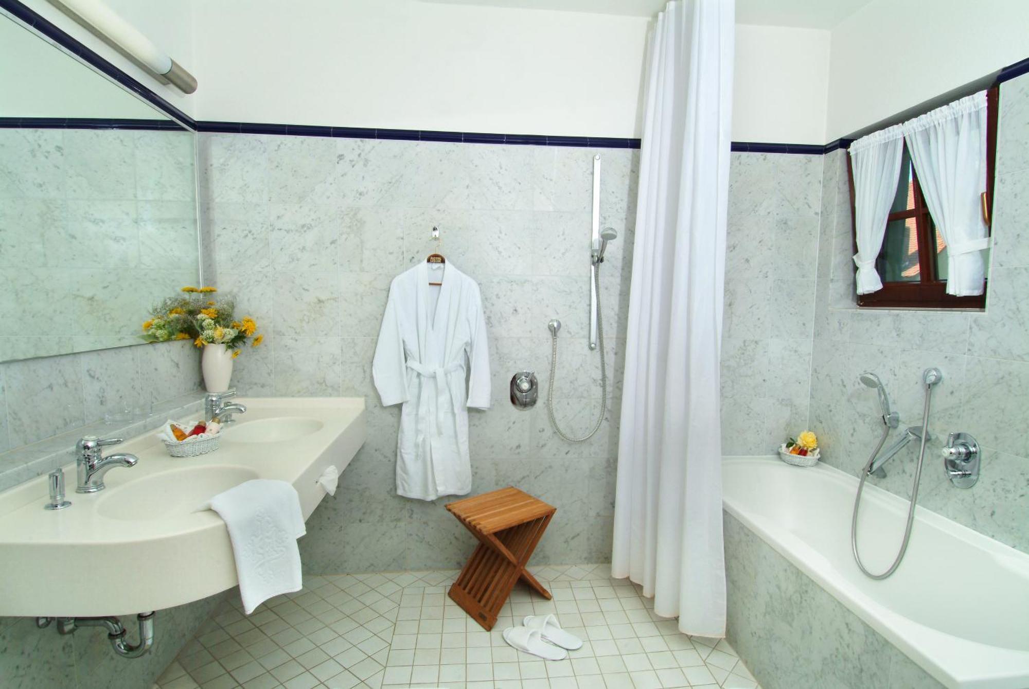 Hotel Leicht Biebelried Luaran gambar