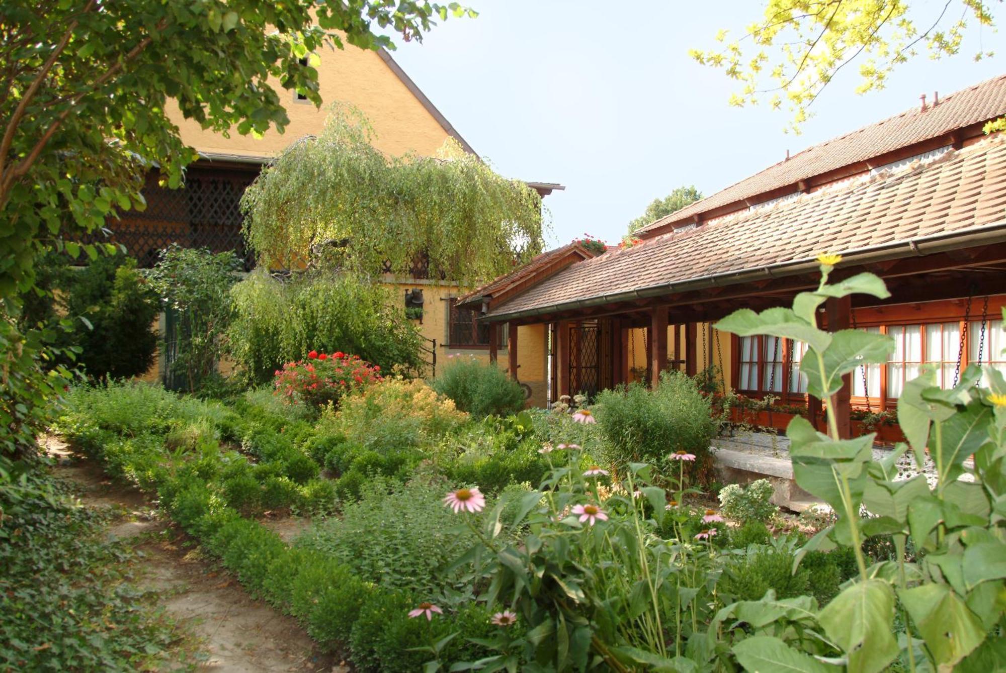 Hotel Leicht Biebelried Luaran gambar