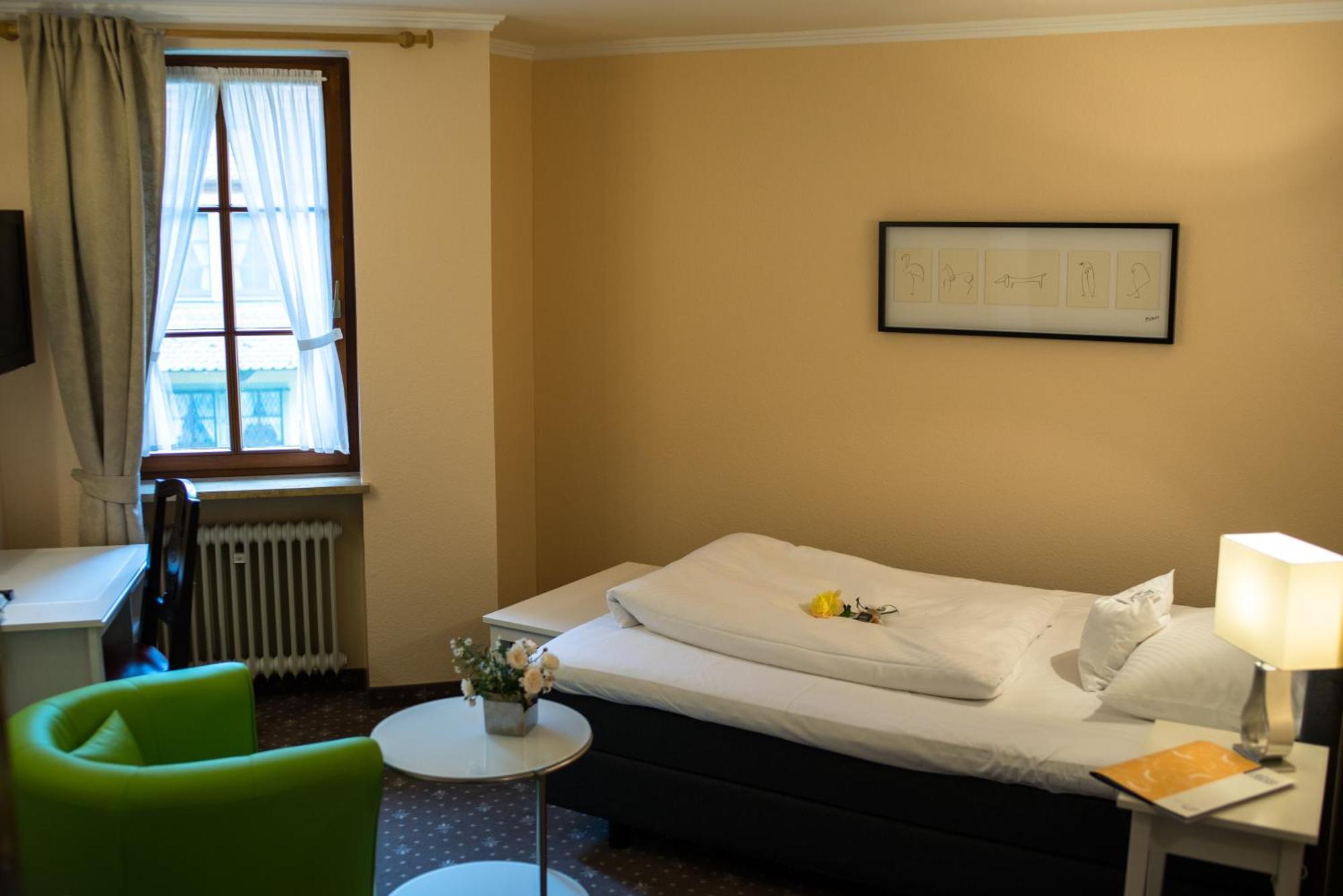 Hotel Leicht Biebelried Luaran gambar